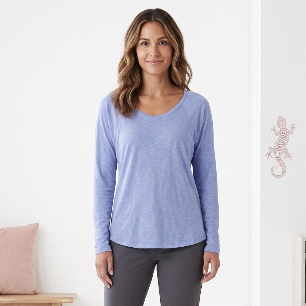 Athleta Pacifica Long Sleeve Top Women Large Blue Slub Knit Thumbhole High Low